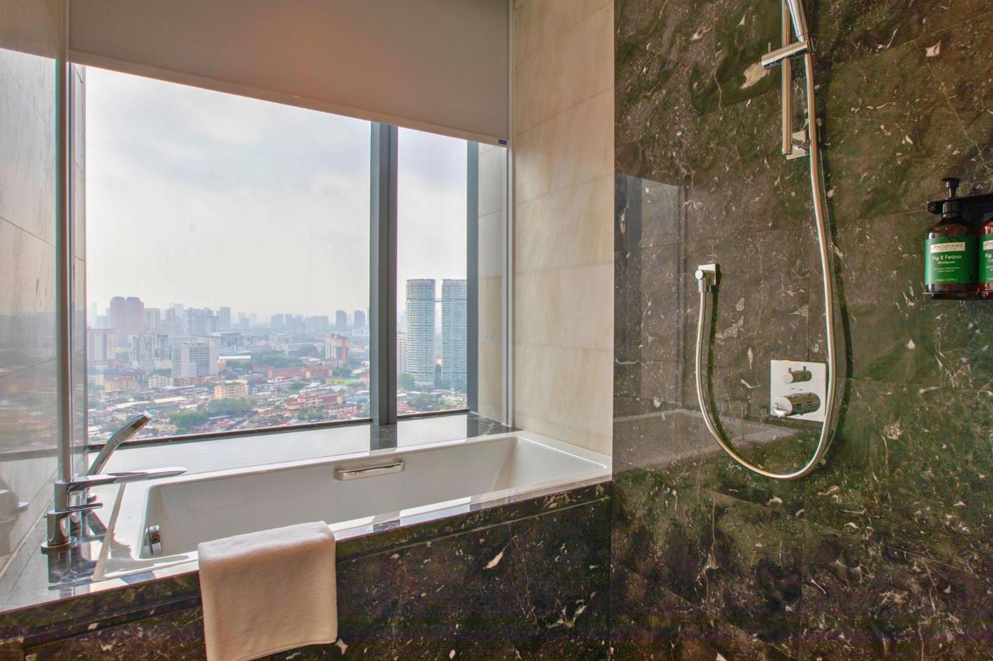 Crowne Plaza Kuala Lumpur City Centre By Ihg Extérieur photo
